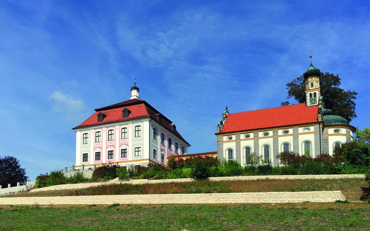 Hotel Schloss Leitheim エクステリア 写真